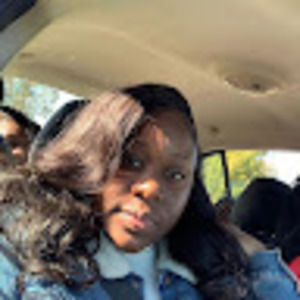 Meet your Posher, Antonia